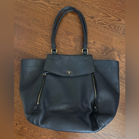 Tory Burch Handbags - Tory Burch Leather Bag